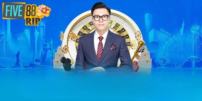 Tác Giá Tố Tân có hành trình học tập và xây dựng sự nghiệp đáng tự hào